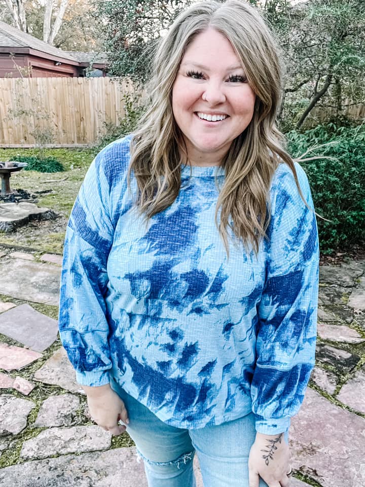 CARLA 3/4 SEAMED TOP