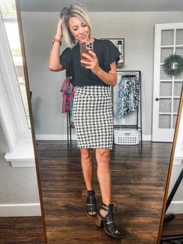 Maddy Flutter Sleeve Smock Top